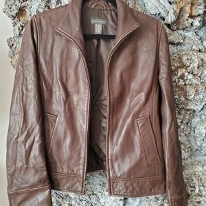 100% Leather jacket banana republic vintage brown